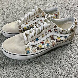 Vans x Peanuts Old Skool 'Snoopy' and Peanuts Sneakers - Size 10 - EUC Like New